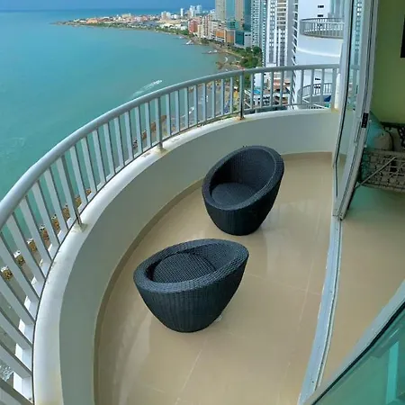 Apartamento 2p1-32 De 2 Alcobas Frente Al Mar Con Aire Acondicionado Y Wifi *